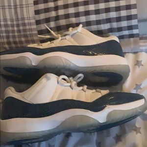 Jordan 11s